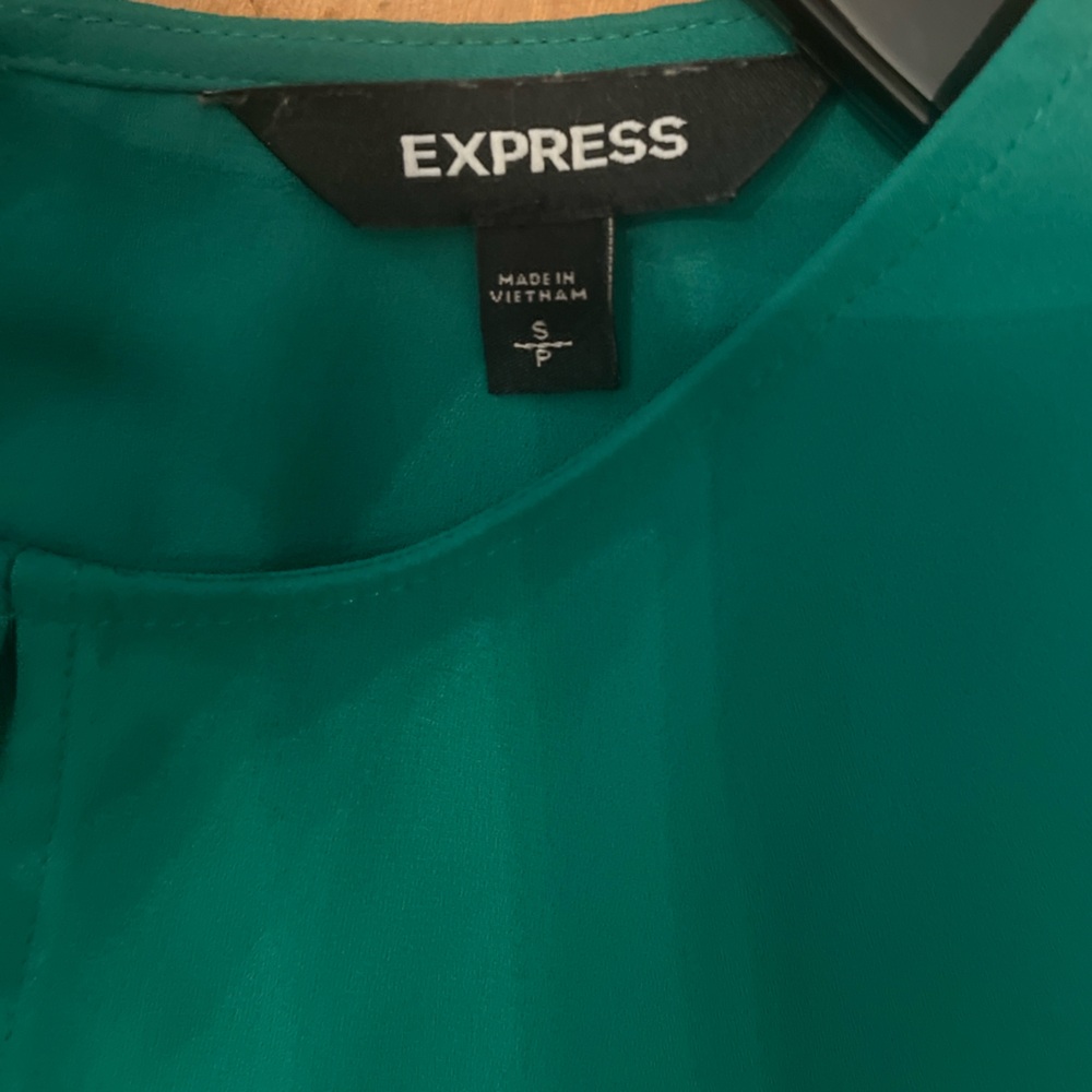 Express Green Ruffle Sleeve Women's Blouse - Size Small - Picture 2 of 5